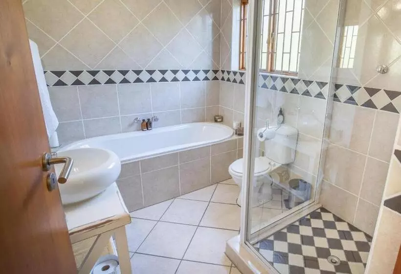 Majatalo Mirihof Retreat And Olive Estate