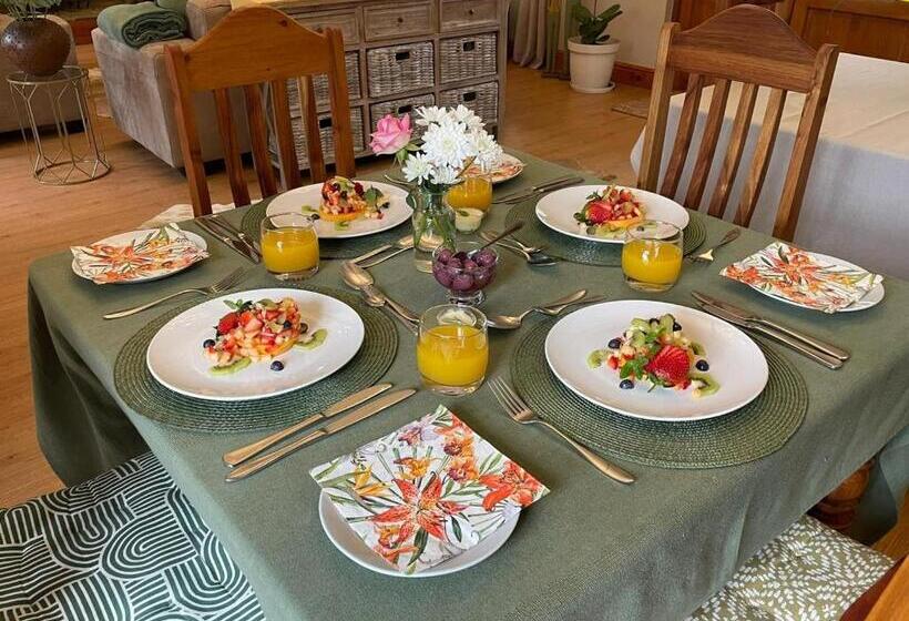 膳宿费 Mirihof Retreat And Olive Estate