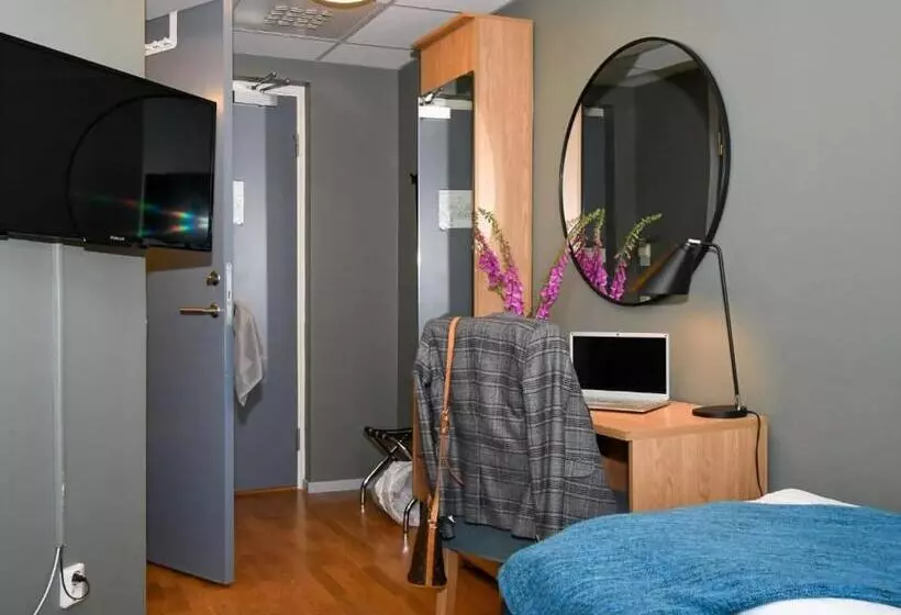 Hasse På Sjökanten Hotell & Restaurang