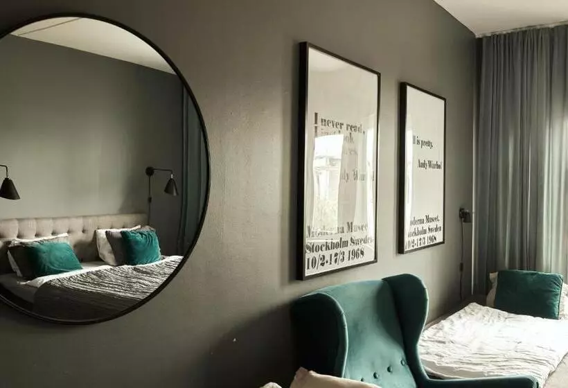 Hasse På Sjökanten Hotell & Restaurang