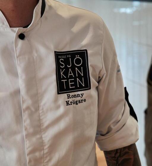 Hasse På Sjökanten Hotell & Restaurang