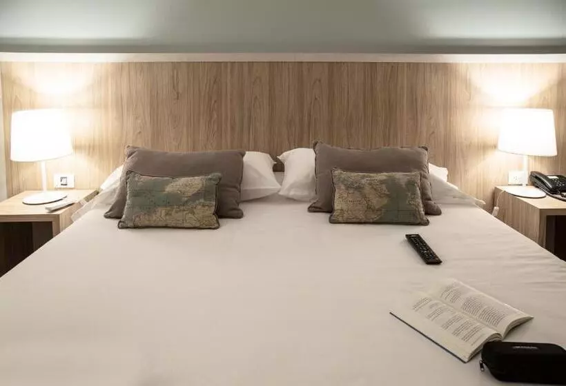 ホテル Brizo Neuquén