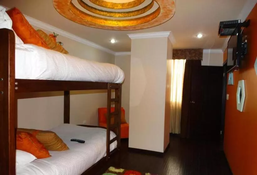 Отель Mary Carmen