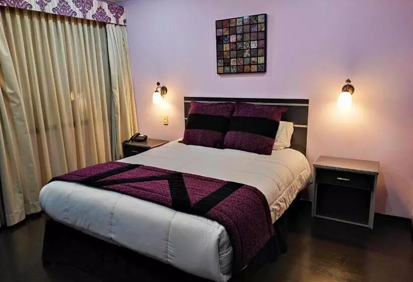 Отель Mary Carmen