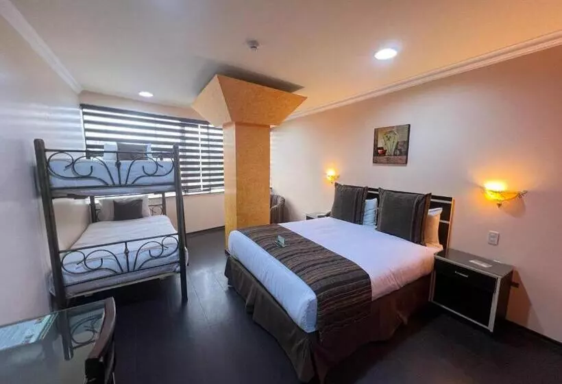 Отель Mary Carmen