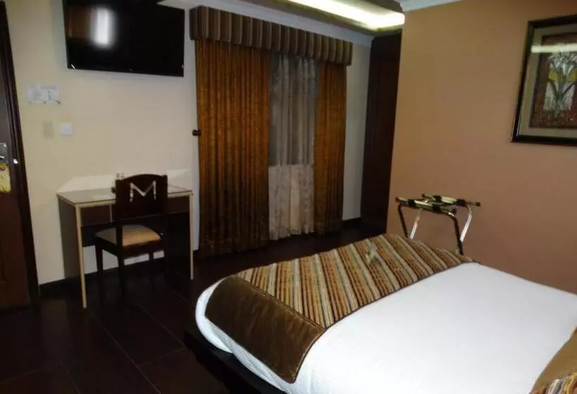 Отель Mary Carmen