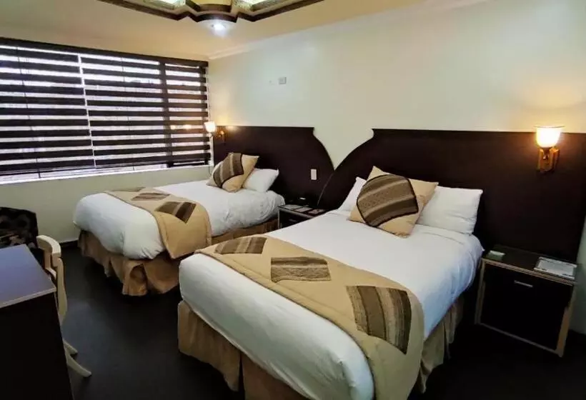 Отель Mary Carmen