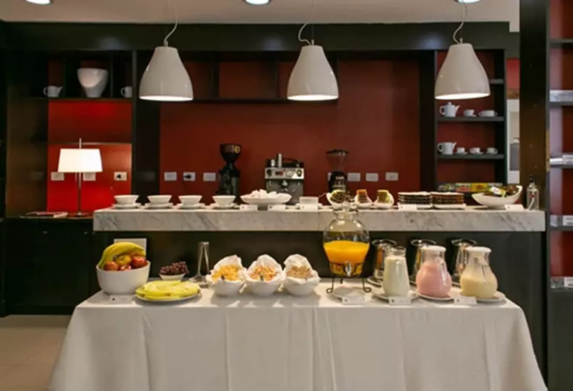 هتل Mérit San Telmo By Amérian