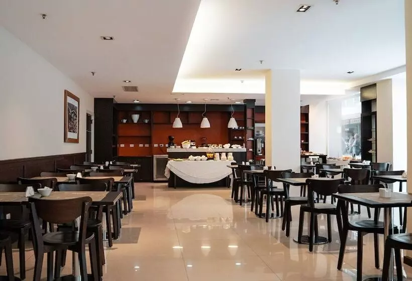 هتل Mérit San Telmo By Amérian