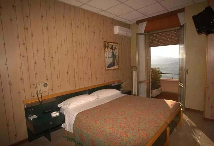 هتل Quercia Antica