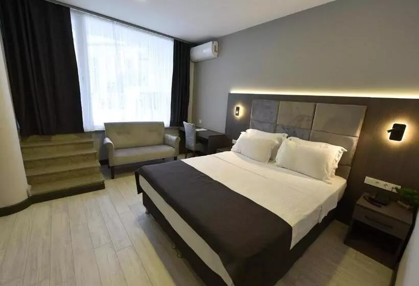 Sahil Hotel Pendik