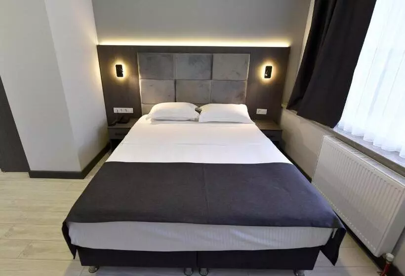 Sahil Hotel Pendik