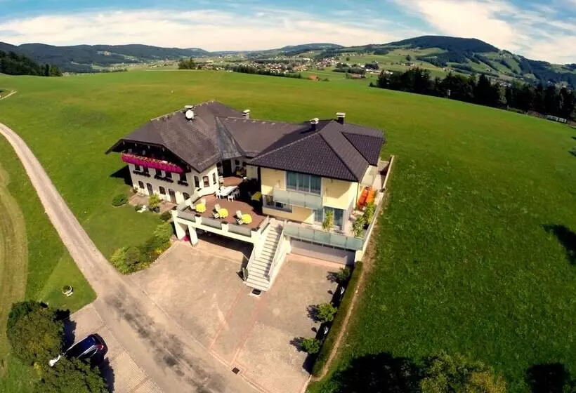 ペンション Gästehaus Stabauer