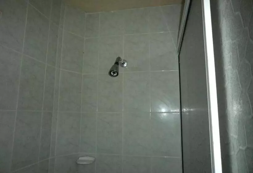 Retkeilymaja Posada Nativa Shingle Hill