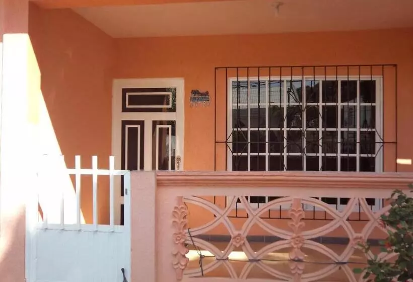 Retkeilymaja Posada Nativa Shingle Hill