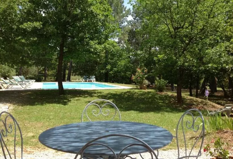 Aamiaismajoitus (B&B) Le Clos Des Cigales