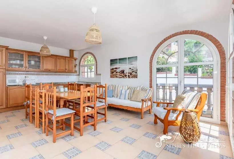 Charming Spanish Villa Private Pool / Sea Views