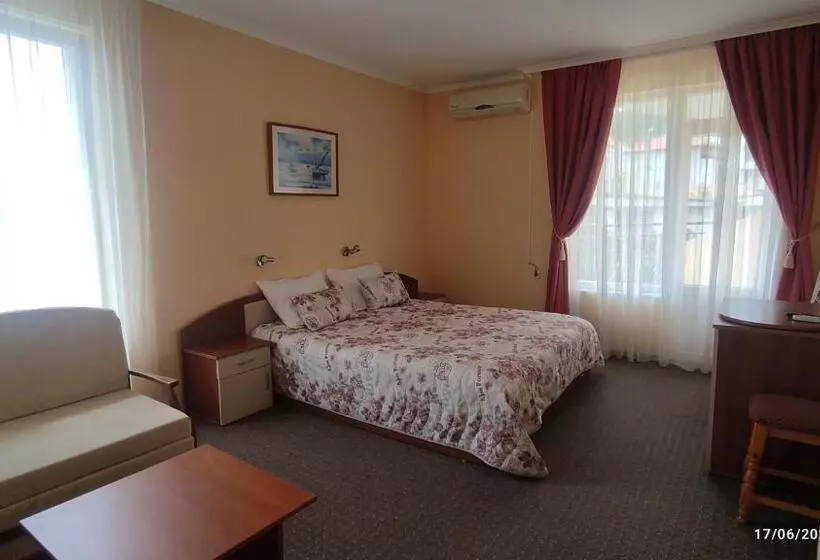 پانسیون Guest House Marina