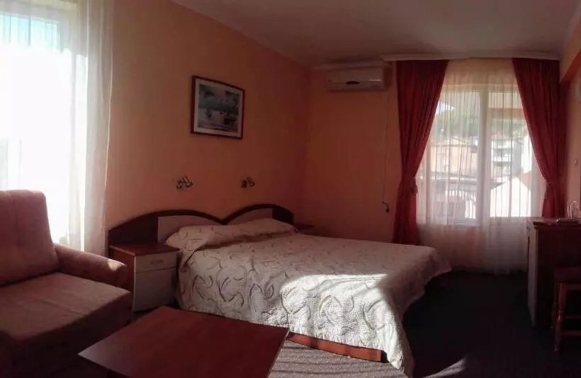 پانسیون Guest House Marina