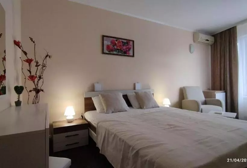 پانسیون Guest House Marina