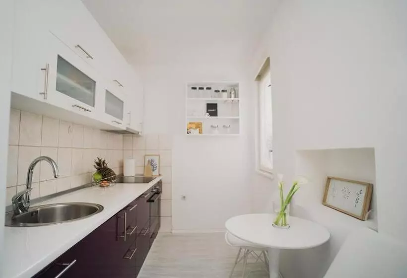 Riverland   Lovely Apartment Mostar