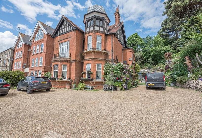 Saxon Lodge Cottage Felixstowe Air Manage Suffolk