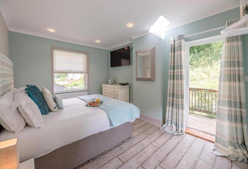 Saxon Lodge Cottage Felixstowe Air Manage Suffolk