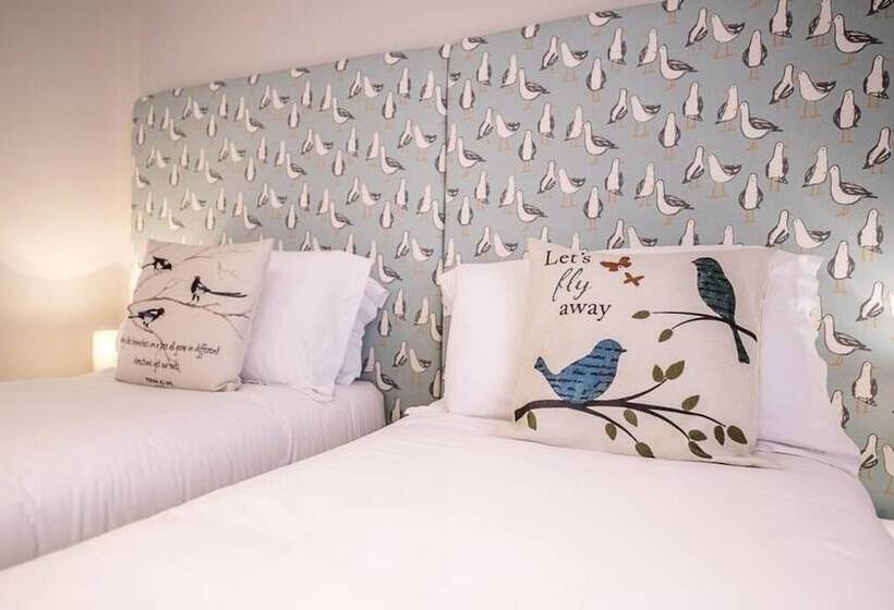 Saxon Lodge Cottage Felixstowe Air Manage Suffolk