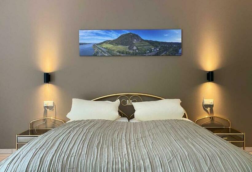 Weingut Pieper   Vinothek & Hotel Am Drachenfels