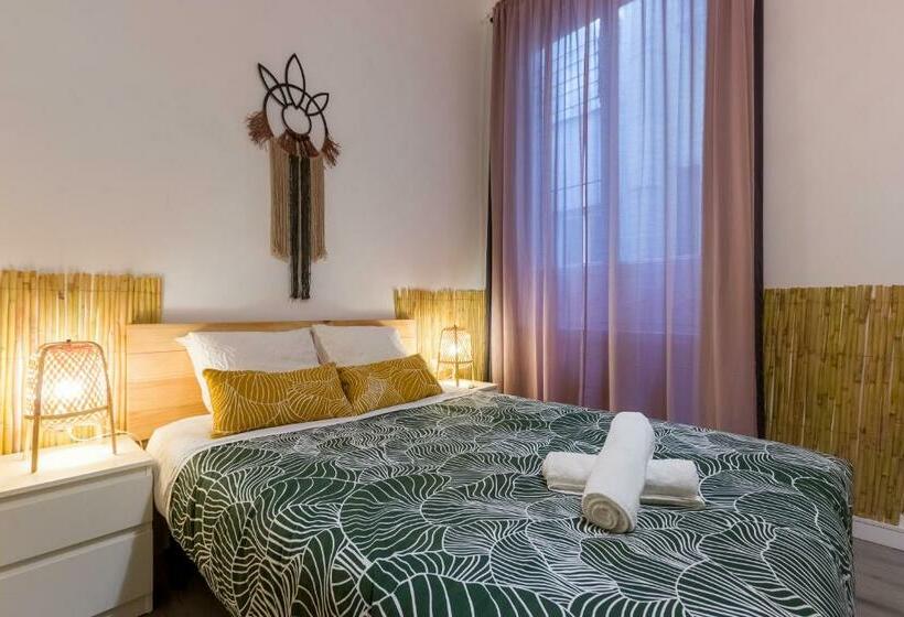 هاستل Social Coliving & Coworking Madrid