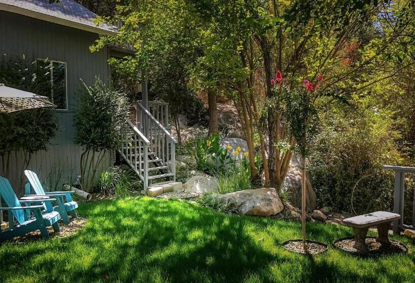 Birdwatch Cottage With River Beach Pass