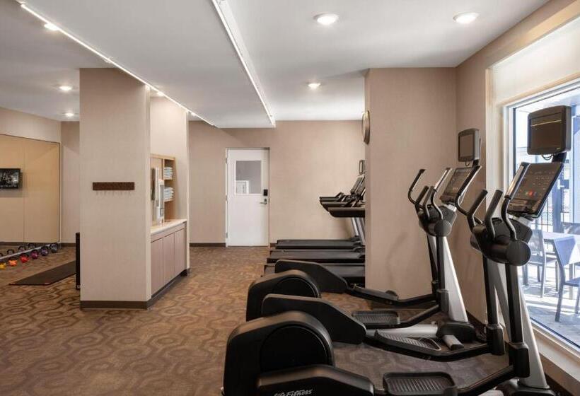 فندق Residence Inn By Marriott Tampa Wesley Chapel