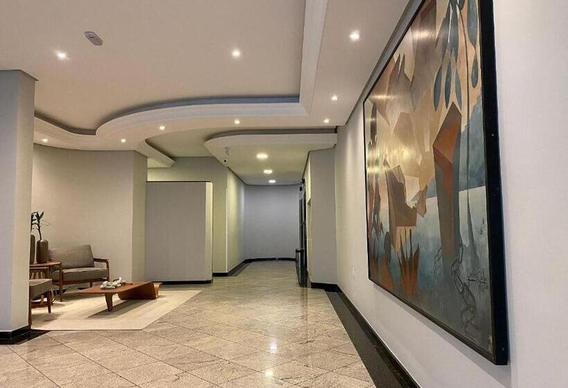 Pr143 Próximo A Avenida Brasil, Garagem Camionete, 4 Dorm, Climatizado, Wifi