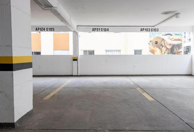 Pr143 Próximo A Avenida Brasil, Garagem Camionete, 4 Dorm, Climatizado, Wifi