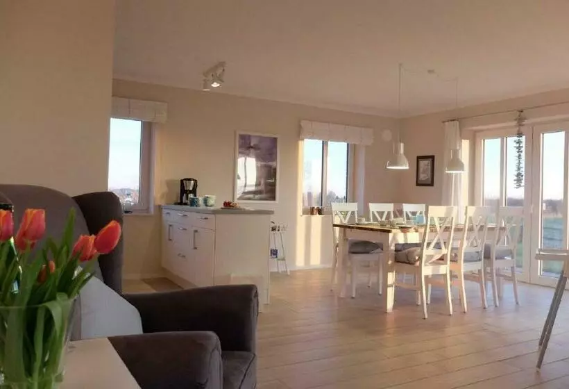 Hotelli Ferienhaus Kuestenhaus