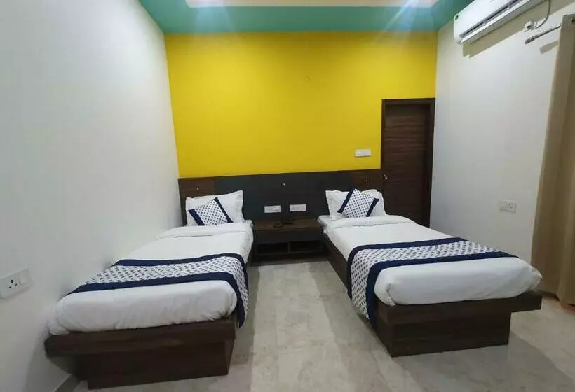Hotelli Kds Residency