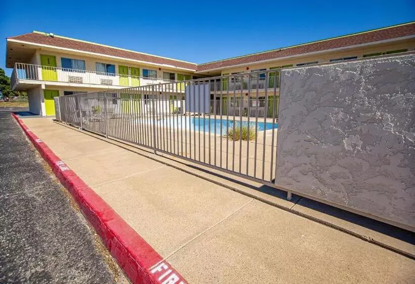 ホテル Marifah Inn Sweetwater