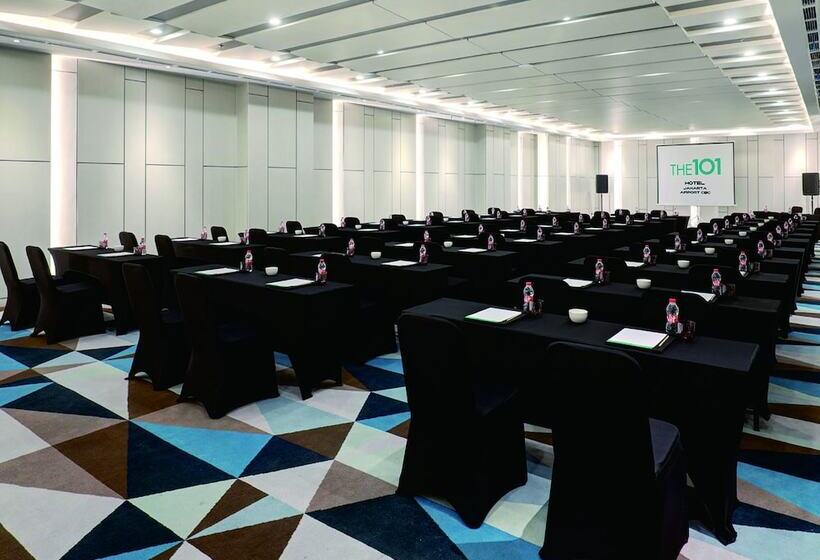 هتل The 1o1 Jakarta Airport Cbc