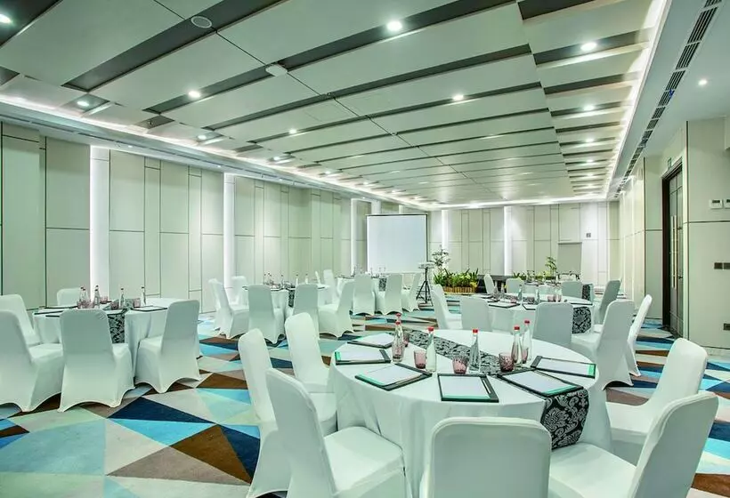 ホテル The 1o1 Jakarta Airport Cbc