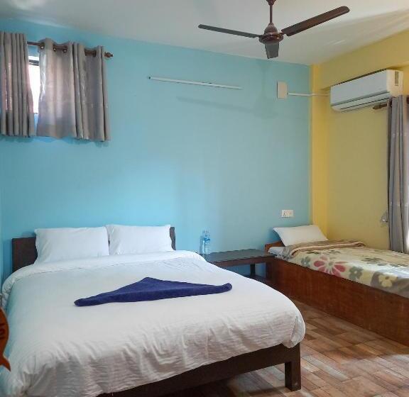 هتل The Maple Inn