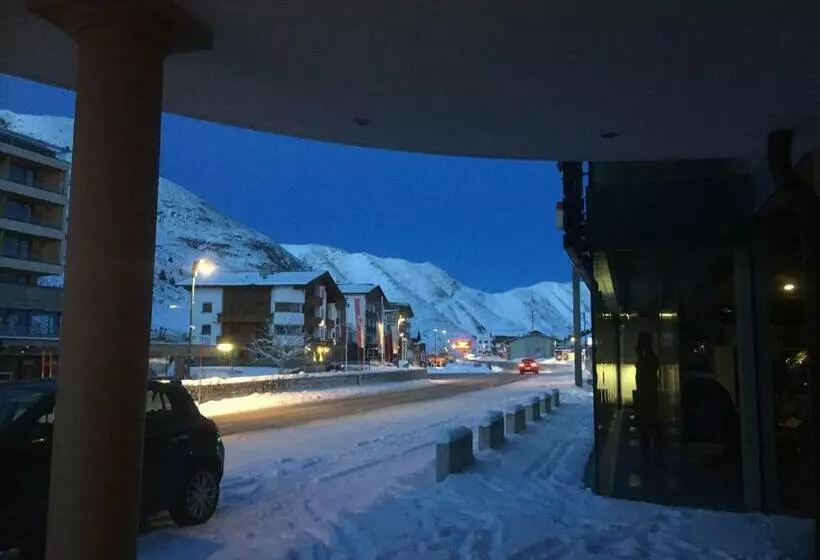 Majatalo Gasthof Schöne Aussicht