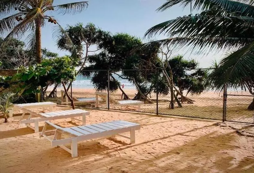 پانسیون Morava Beach Court