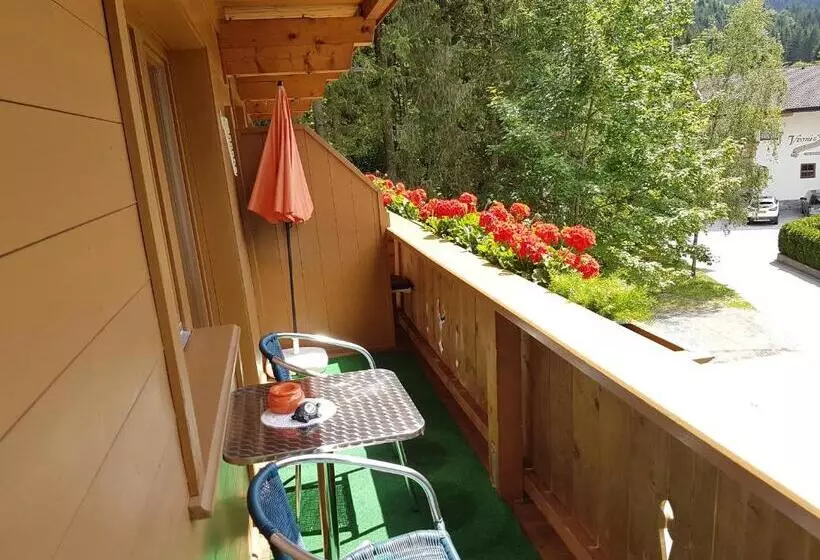 تختخواب و صبحانه Haus Gröblacher