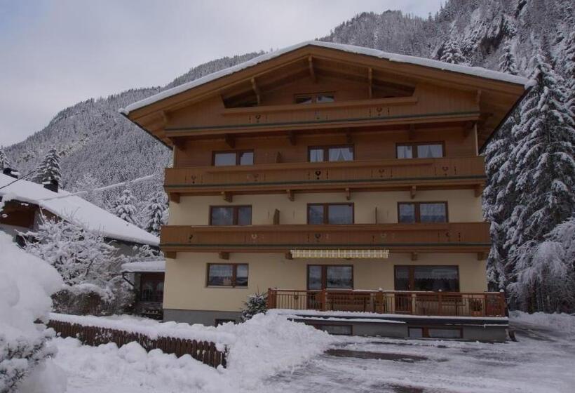 Bed and Breakfast Haus Gröblacher