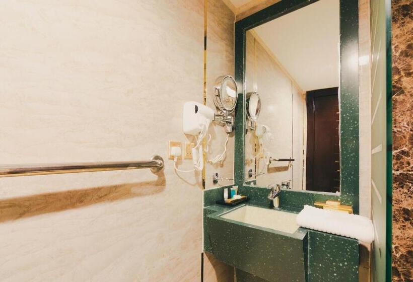 בית מלון כפרי Golden Ship