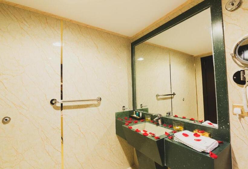 בית מלון כפרי Golden Ship