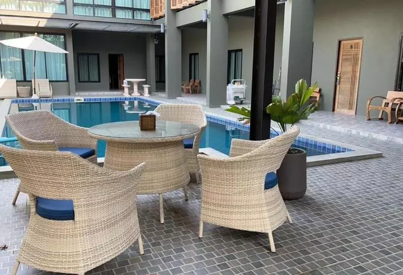 Hotelli Look At Home Lamphun