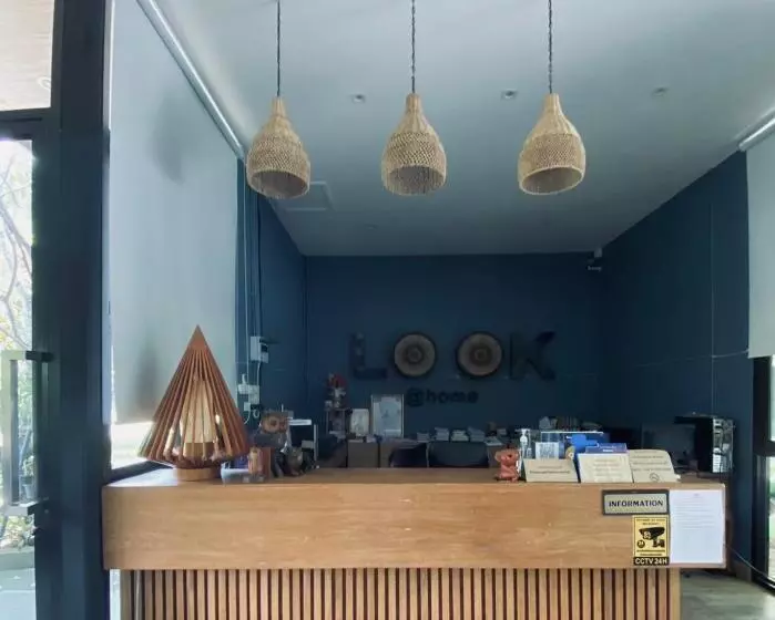 Hotelli Look At Home Lamphun