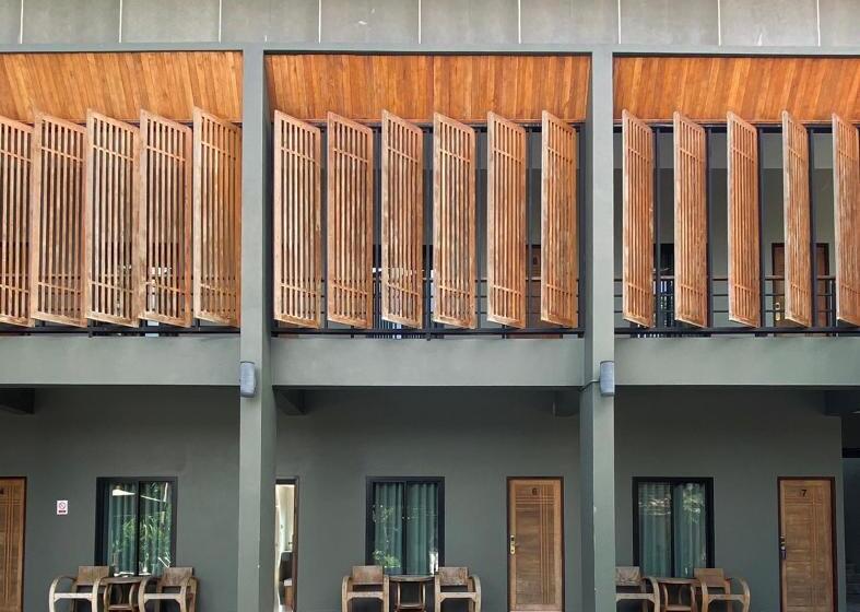 Hotel Look At Home Lamphun