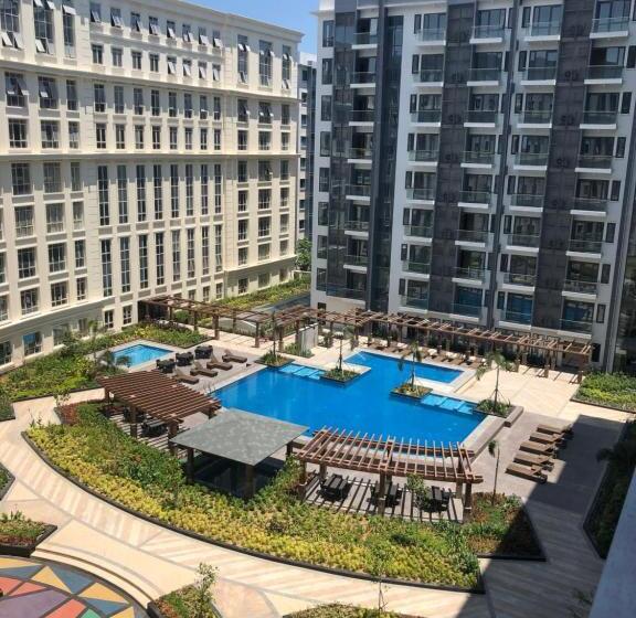 Modern And Cozy Studio Near Airport Terminal 3